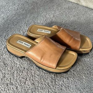 Vintage Steve Madden Leather Chunky Sandals